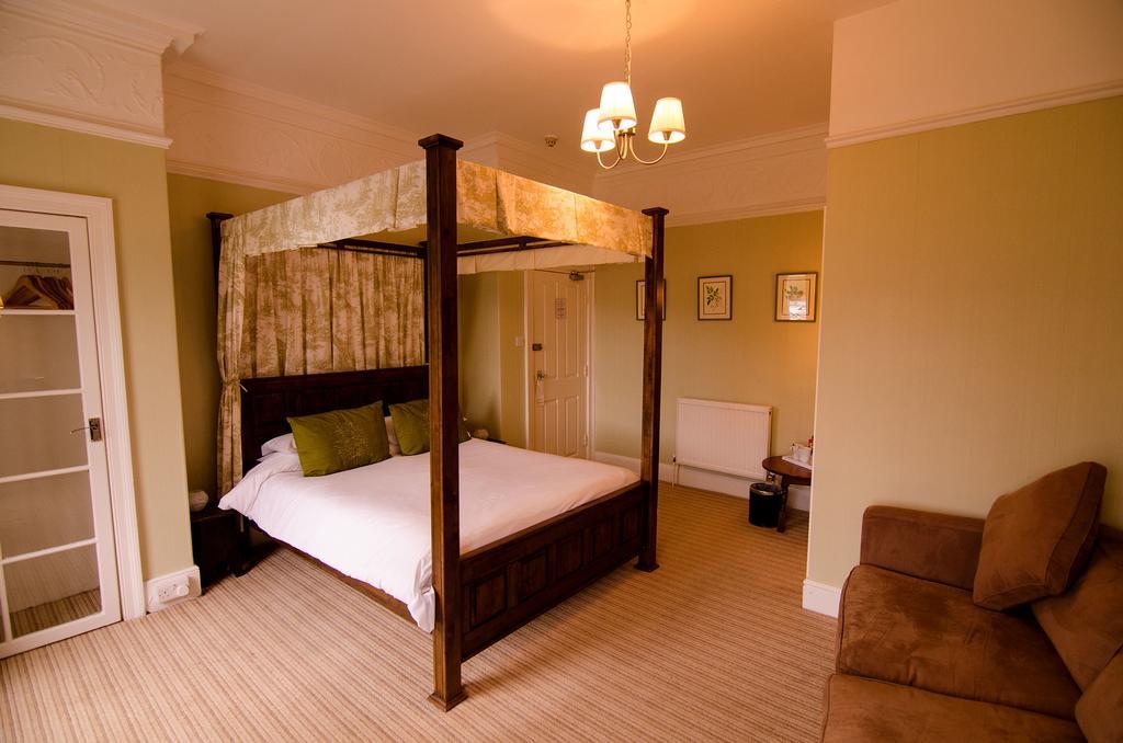 ウィットビー アランデル ハウス Bed & Breakfast 部屋 写真