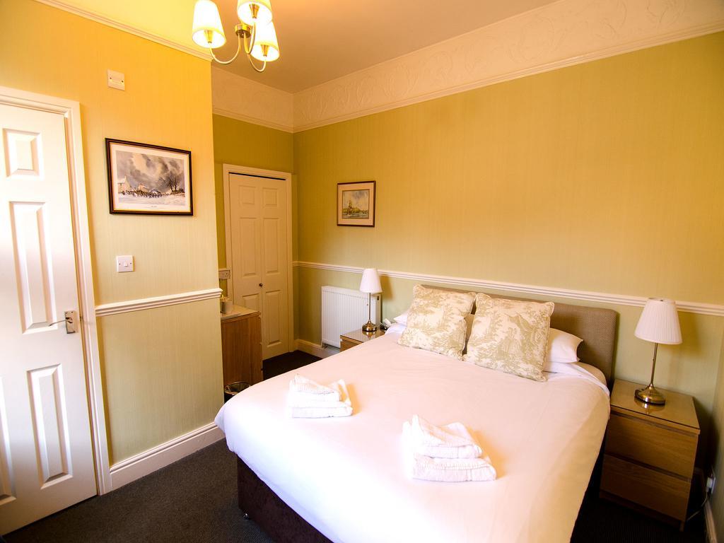 ウィットビー アランデル ハウス Bed & Breakfast 部屋 写真