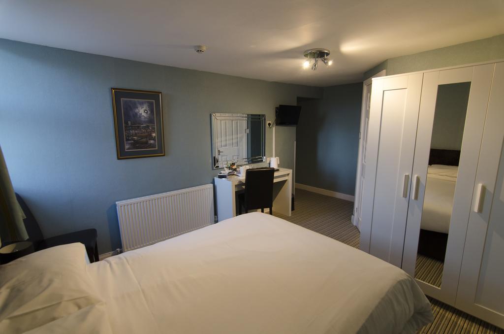ウィットビー アランデル ハウス Bed & Breakfast エクステリア 写真