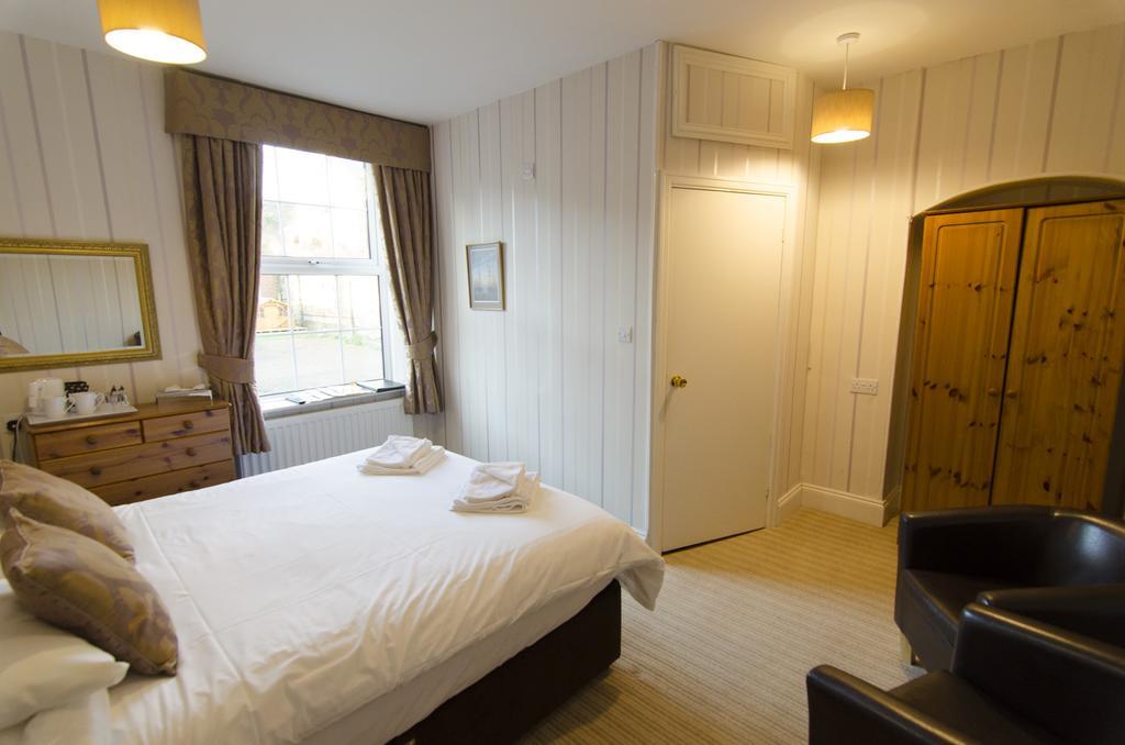 ウィットビー アランデル ハウス Bed & Breakfast エクステリア 写真